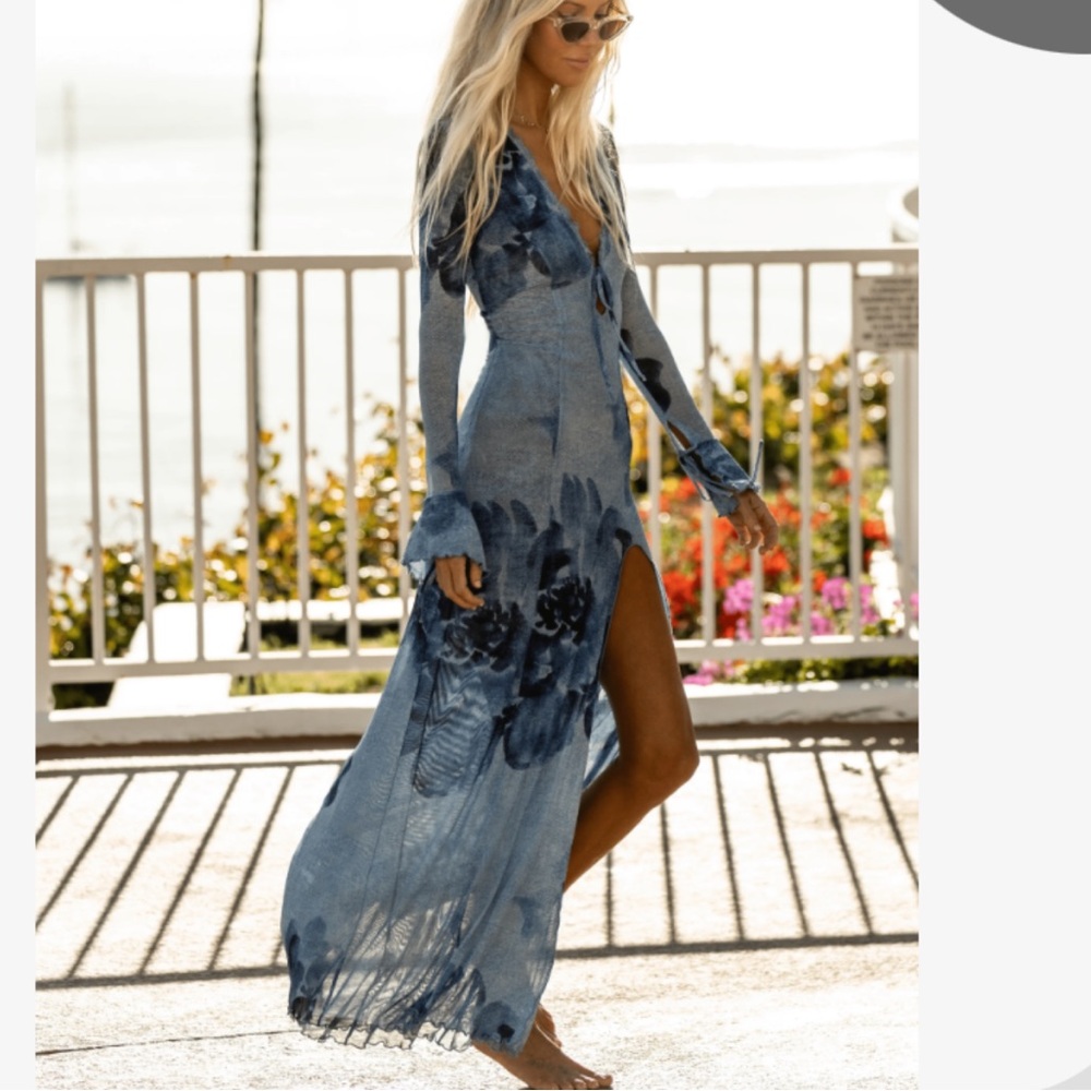 RESA Blue Floral Maxi Dress